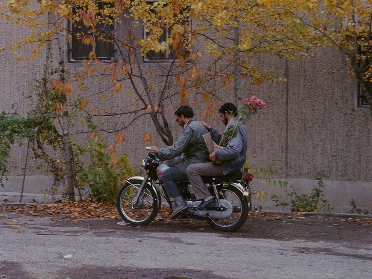 《特写》（1990）剧照